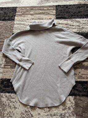 Babaton Light Gray Waffle Turtleneck Sweater